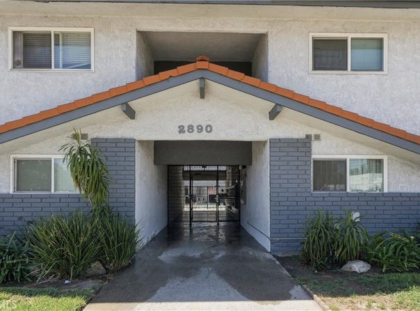 2890 E Artesia, Long Beach, CA 90805