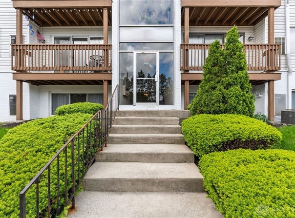 5611 Coach Drive E, Kettering, OH 45440