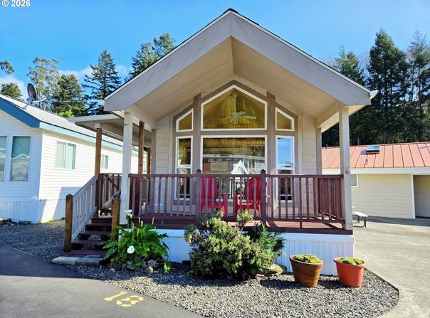 16219 LOWER HARBOR Rd, Brookings, OR 97415