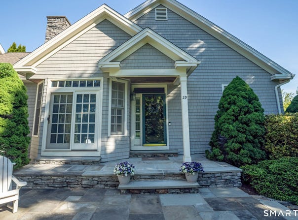 33 Old Field Hill Road, Southbury, CT 06488