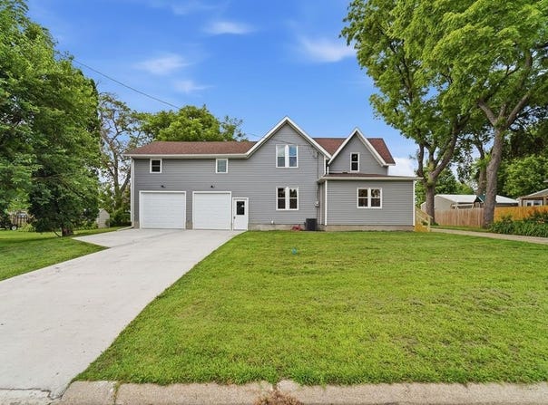 514 12th Ave, Manson, IA 50563