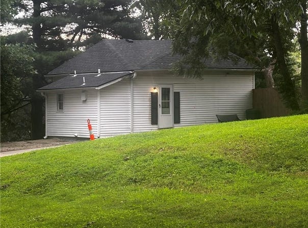 4502 Orchard Road, St Joseph, MO 64506