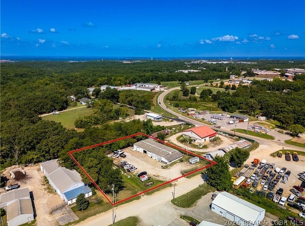 3669 Kaiser Road, Kaiser, MO 65047