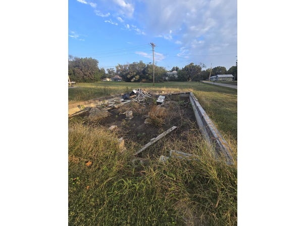 Simpson lot: 12, Winfield, KS 67156