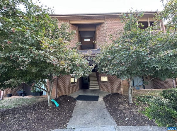 102 TURTLE CREEK RD, CHARLOTTESVILLE, VA 22901