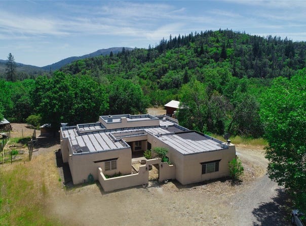7200 Kahms, Cobb, CA 95426