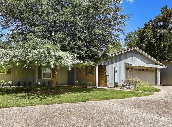 809 South Meadows, Diboll, TX 75941