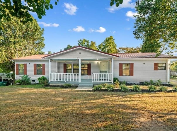 1504 Roach Hollow Road, Ringgold, GA 30736