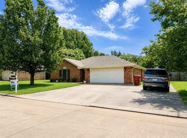 187 SANDY, Reno, TX 75462