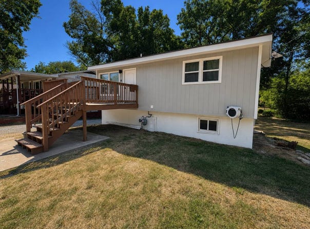 606 N Willow St, Coffeyville, KS 67337
