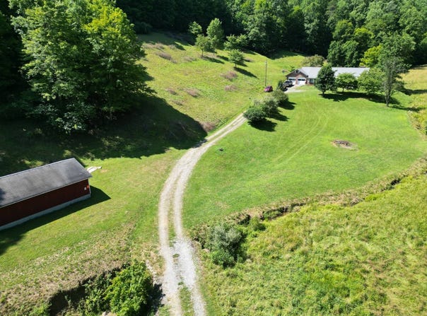 1644 Riffle Road, Exchange, WV 26619