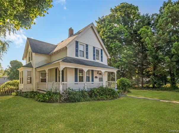 86 Union Avenue, Islip, NY 11751