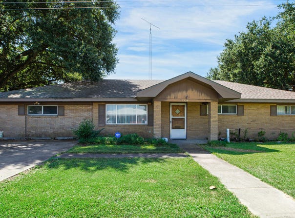1326 E 12th Street, Crowley, LA 70526