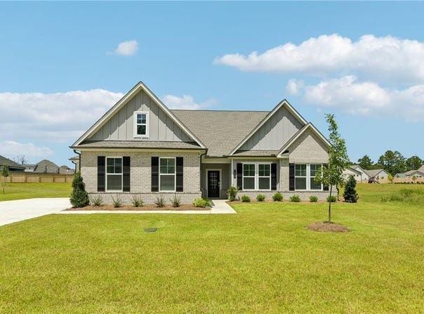 205 Flat Shoal Drive, Bonaire, GA 31005