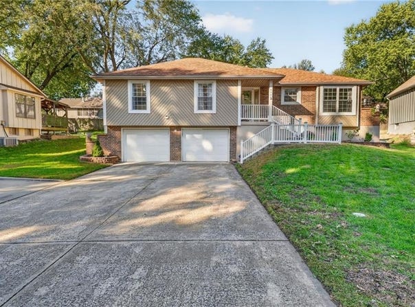 4908 S Casey Court, Independence, MO 64055