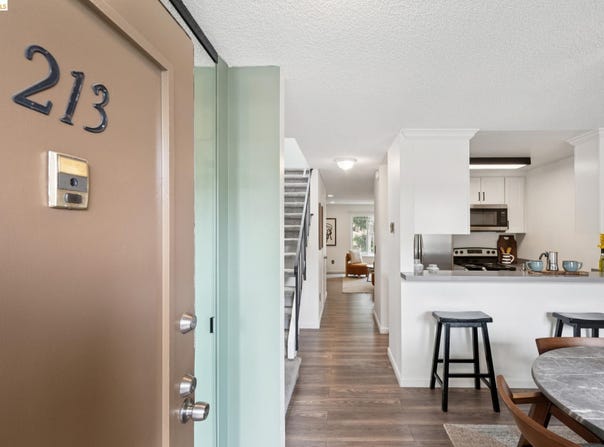 3161 Birmingham Drive, Richmond, CA 94806