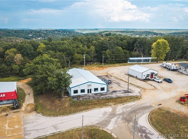 16079 Tarzan Drive, St Robert, MO 65584