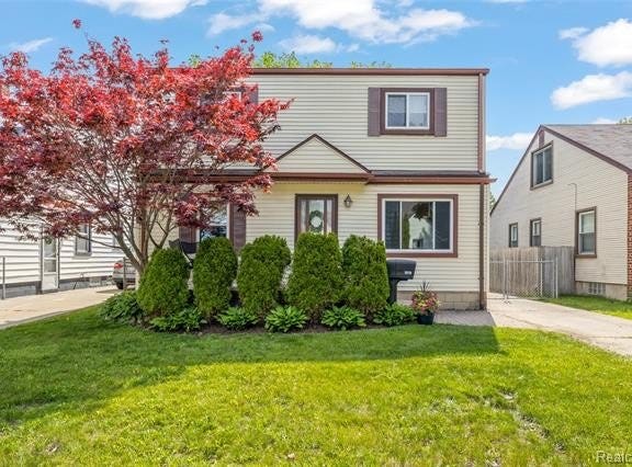 1019 Hoffman Avenue, Royal Oak, MI 48067