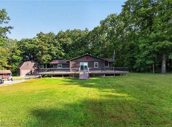 16920 Heiser Road, Berlin Center, OH 44401