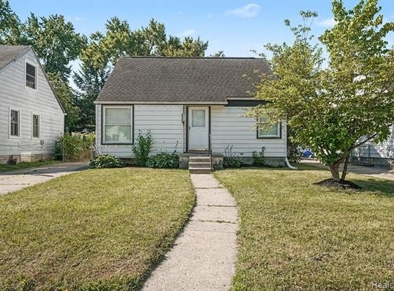 24435 Colgate Street, Dearborn Heights, MI 48125