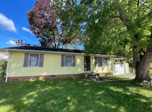 120 Dawn Heights, Scott Depot, WV 25560
