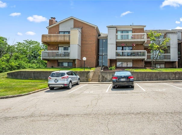 1116 Eagle Feather Circle, West Carrollton, OH 45449