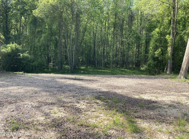 316 Bayview Road, Bath, NC 27808