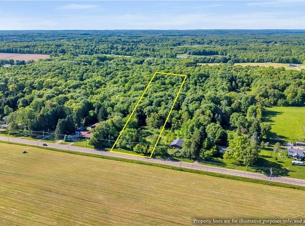 4957 State Route 82, Mantua, OH 44255