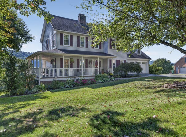 19174 Triple Crown Drive, Abingdon, VA 24211