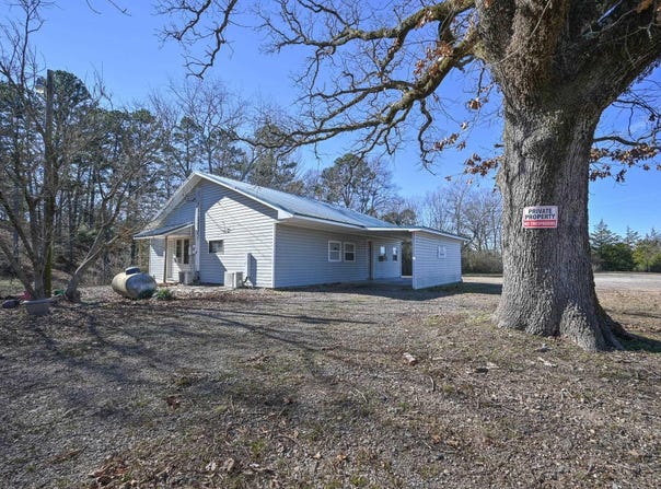 4574 Hwy 8 E, Mena, AR 71953