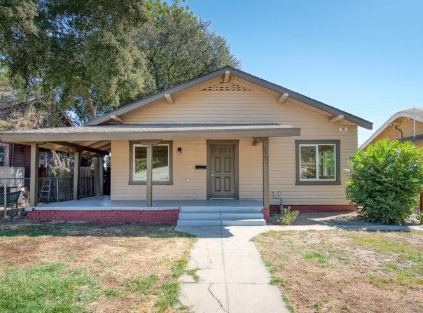 986 N Wilson Avenue, Fresno, CA 93728
