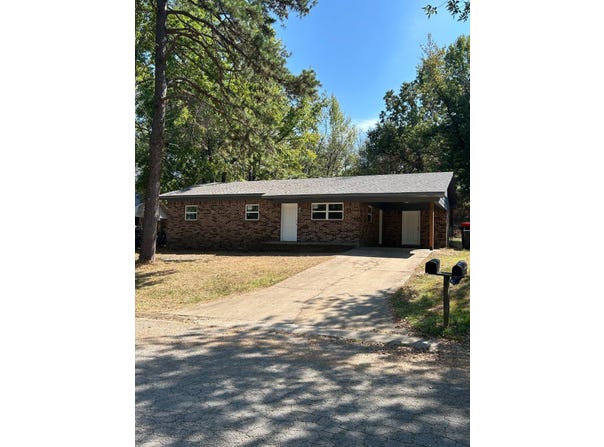 3619 Pleasant St, Ozark, AR 72949