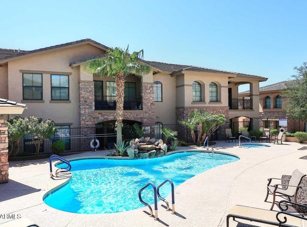 15550 S 5TH Avenue, Phoenix, AZ 85045