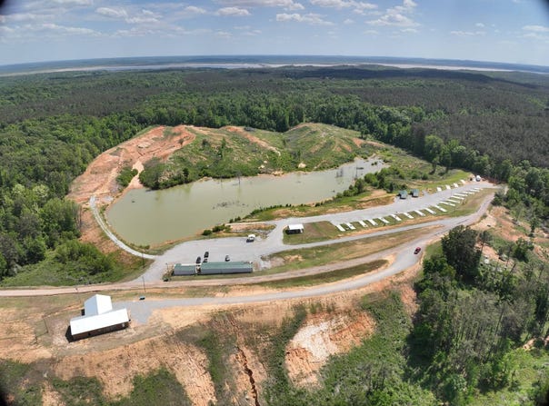900 Hendricks Road, Coffeeville, MS 38922