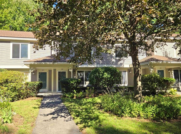 104 Morningside Commons, Brattleboro, VT 05301