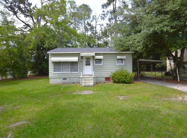 604 E Brookwood Drive, Valdosta, GA 31601