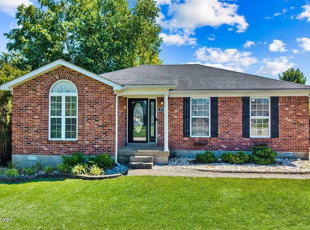 278 E Aulbern Dr, Mt Washington, KY 40047