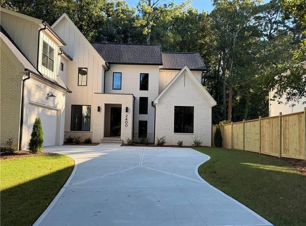 2400 Burch Circle NE, Brookhaven, GA 30319
