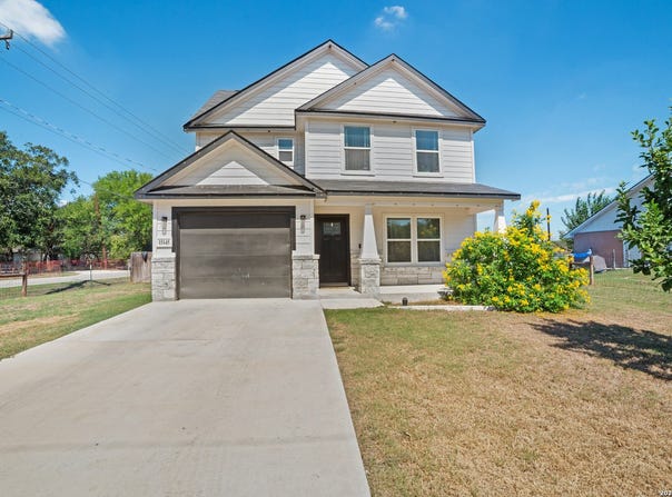 15145 NORVELL ST, Lytle, TX 78052