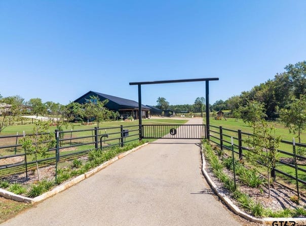 13127 S CR 246, Arp, TX 75750