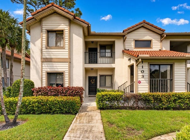 1103 Duncan Circle, Palm Beach Gardens, FL 33418