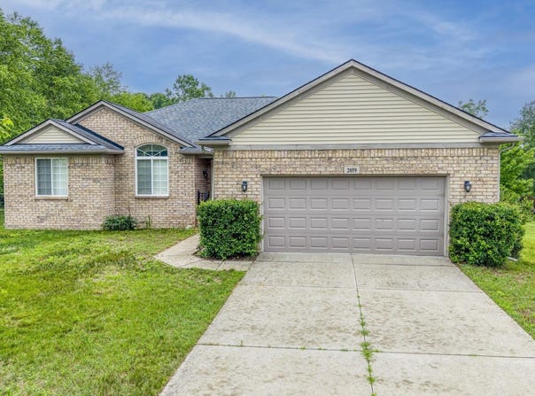 2059 Pinebrook Meadow Court, Howell, MI 48843