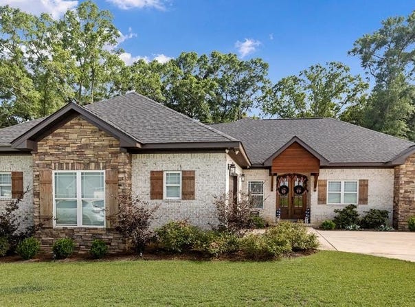 112 Laney Lane, Dothan, AL 36305