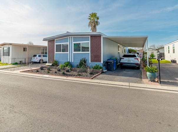 2621 Prescott RD 242, MODESTO, CA 95350