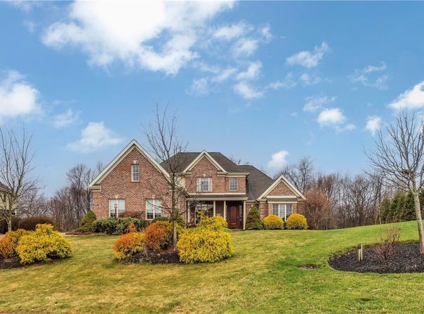 116 James Dr, Beaver, PA 15009