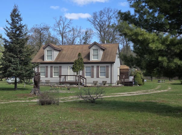 2074 E 36th Street, Idlewild, MI 49642