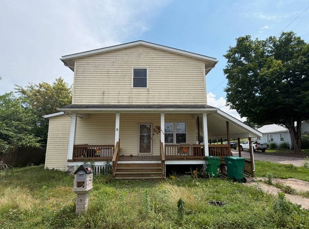428 6th St, Philo, OH 43771