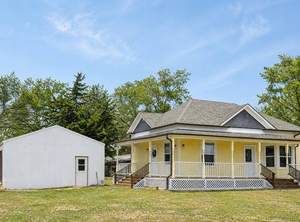 604 N 3rd St, Lincoln, KS 67455