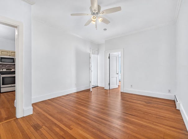 15 Park Vale Ave 11, Boston, MA 02134