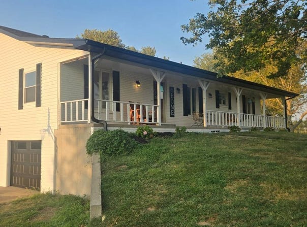 4825 E 150 Rd, El Dorado Springs, MO 64744